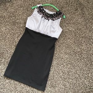 Tiana B. Sleeveless knee-length dress sz8